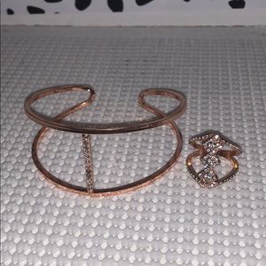 Bracelet + ring